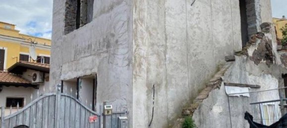 3 rooms House in Rome, Italy No. 35088 25