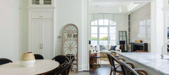 2 bedrooms Condo in Oakville, Canada No. 561 4