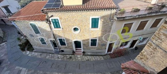 8 rooms Apartment in Seborga, Italy No. 17644 22