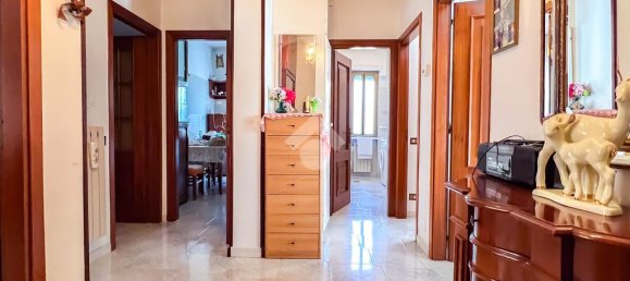 3 bedrooms Apartment in Formia, Italy No. 268767 3