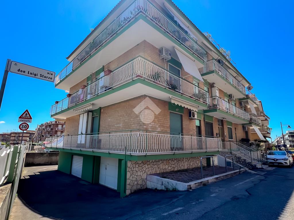 3 bedrooms Apartment in Formia, Italy No. 268767