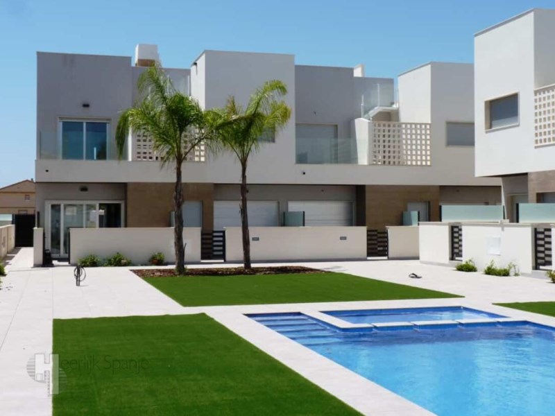 3 bedrooms Villa in Santiago de la Ribera, Spain No. 133274