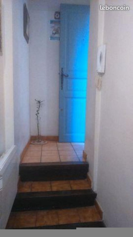 Studio in Orange, France No. 8434