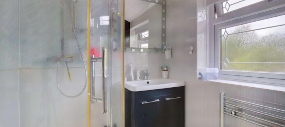 Дом с 4 спальнями в Пиннер, Великобритания № 14497 15