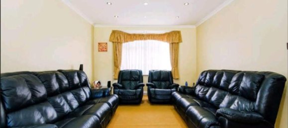 Дом с 4 спальнями в Пиннер, Великобритания № 14497 36