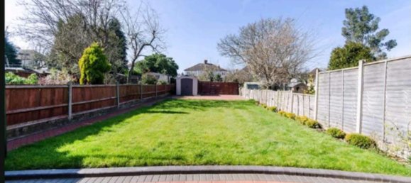 Дом с 4 спальнями в Пиннер, Великобритания № 14497 39