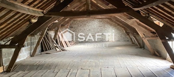 3 bedrooms House in Radenac, France No. 281859 12