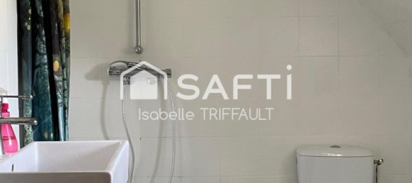 3 bedrooms House in Radenac, France No. 281859 11