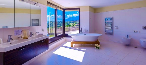 10 bedrooms Villa in Malaga, Spain No. 86582 20