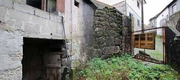 3 Schlafzimmer Haus in Mosteiro, Portugal, Nr. 42583 2