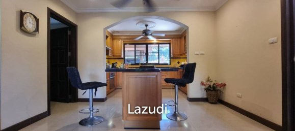 4 bedrooms Cafe / restaurant in Sattahip, Thailand No. 13910 8