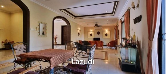 4 bedrooms Cafe / restaurant in Sattahip, Thailand No. 13910 5