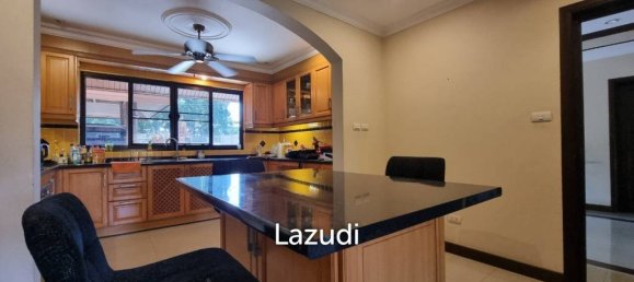 4 bedrooms Cafe / restaurant in Sattahip, Thailand No. 13910 9