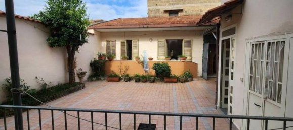 6-Zimmer Villa in Casagiove, Italy, Nr. 17409 11