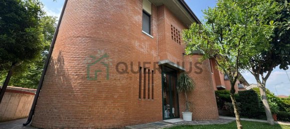 Casa de 5 divisões em Caldiero, Italy N.º 68877 2