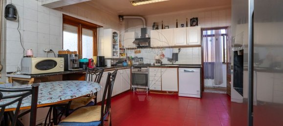 Квартира с 3 спальнями в Лориш, Португалия № 178201 11