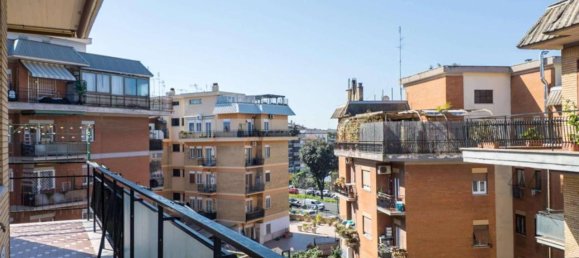 3 rooms Apartment in Rome, Italy No. 35603 20
