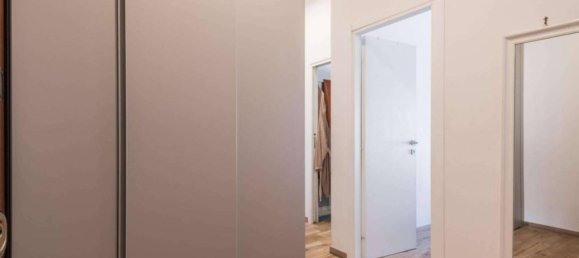 3 rooms Apartment in Rome, Italy No. 35603 7