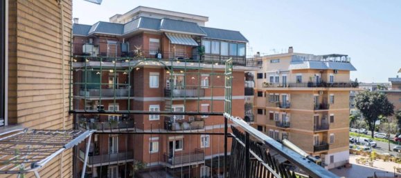 3 rooms Apartment in Rome, Italy No. 35603 18