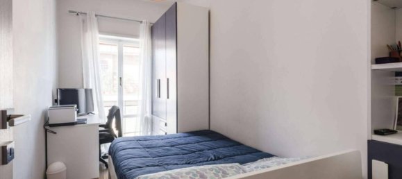 3 rooms Apartment in Rome, Italy No. 35603 16