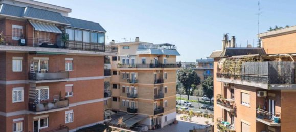 3 rooms Apartment in Rome, Italy No. 35603 22