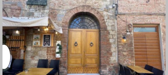 4 Schlafzimmer Wohnung in Siena, Italy, Nr. 327277 13