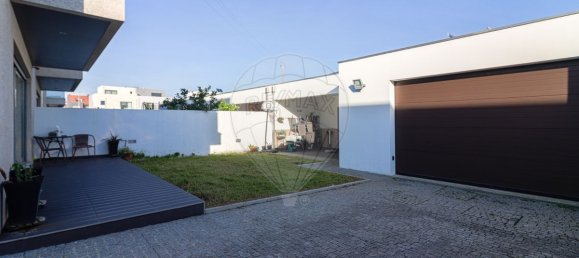 Casa de 4 dormitorios en Madalena, Portugal No. 155917 3