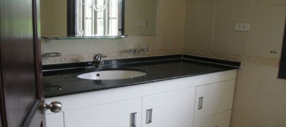 5 chambres Villa à Tay Ho, Vietnam No. 5770 8