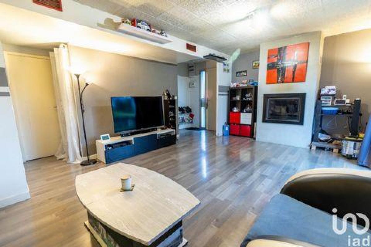 Casa T2 em Nangis, France N.º 8629