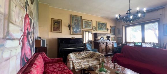 4 rooms Apartment in Rome, Italy No. 40521 2