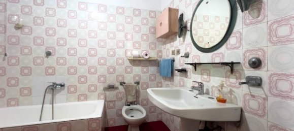 4 rooms Apartment in Rome, Italy No. 40521 34