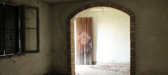 Дом с 4 комнатами в Мотта ди Ливенца, Италия № 121558 16