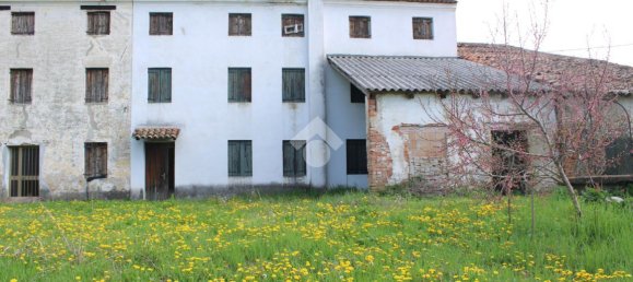 Дом с 4 комнатами в Мотта ди Ливенца, Италия № 121558 6