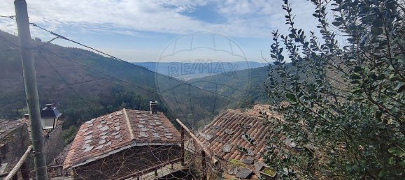 Дом с 3 спальнями в Лозан, Португалия № 160183 29