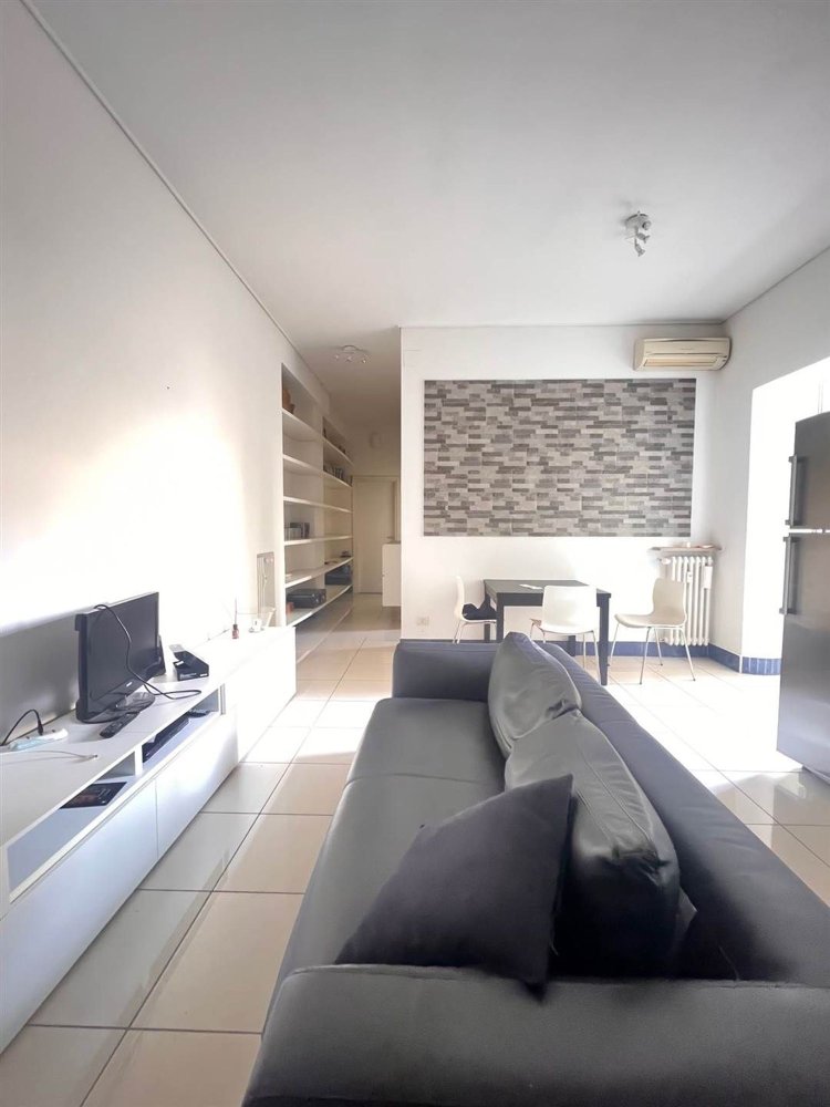 3 Schlafzimmer Wohnung in Mantua, Italy, Nr. 381848