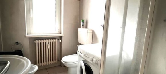 3 Schlafzimmer Wohnung in Mantua, Italy, Nr. 381848 16