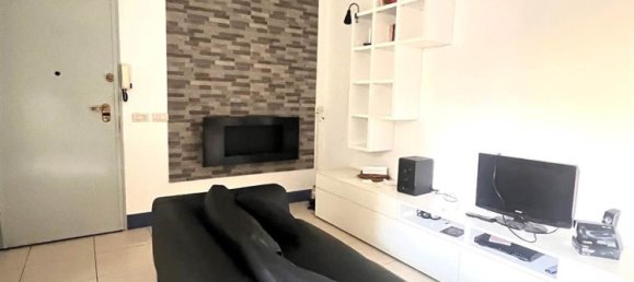 3 Schlafzimmer Wohnung in Mantua, Italy, Nr. 381848 3