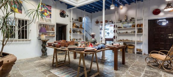 Casa de 10 dormitorios en Cádiz, Spain No. 181015 20