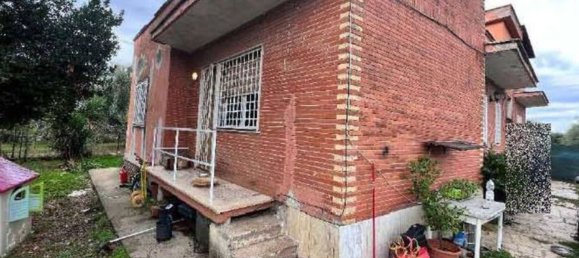 Apartamento de 4 habitaciónes en Guidonia Montecelio, Italy No. 25924 2