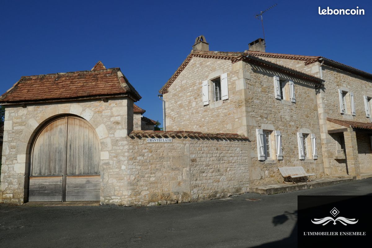 4 bedrooms House in Lot, France No. 342257