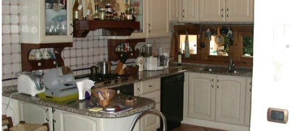 Villa de 5 habitaciónes en Buggiano, Italy No. 253350 4