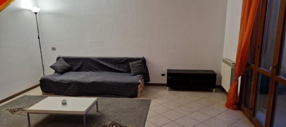 3غرفة شقة في Vanzago, Italy رقم 35068 2