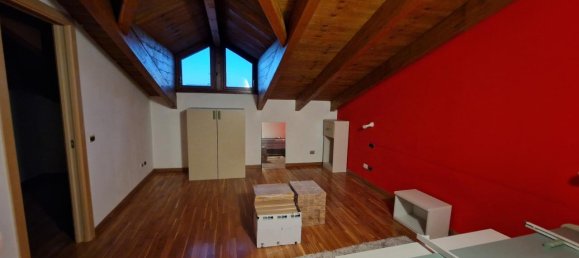 3غرفة شقة في Vanzago, Italy رقم 35068 20