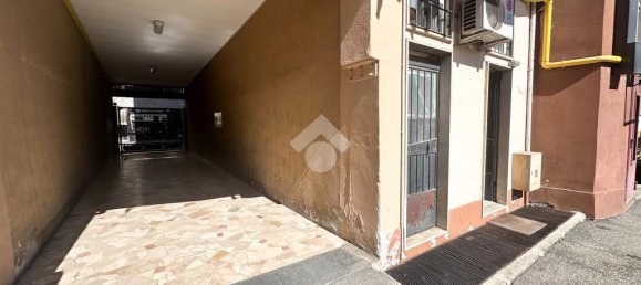 3غرفة عقار تجاري في Cinisello Balsamo, Italy رقم 108901 17