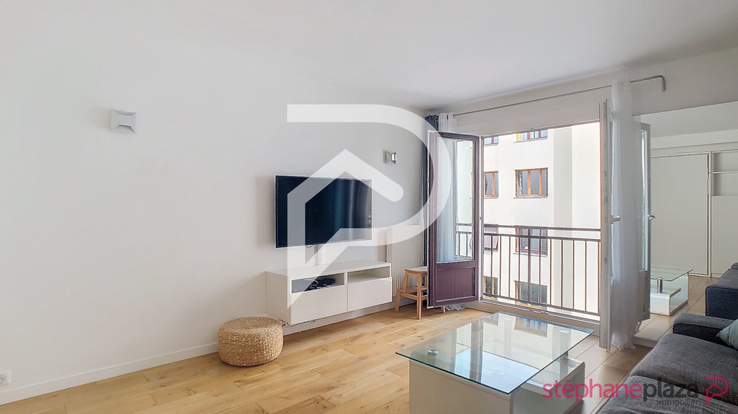 Apartamento de 1 dormitorio en Suresnes, France No. 127182