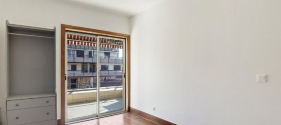 Apartamento de 2 dormitorios en Cascais, Portugal No. 142812 20