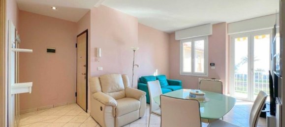 Apartamento de 3 habitaciónes en Bordighera, Italy No. 208396 17