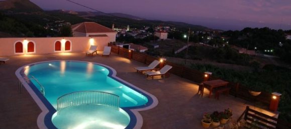 3 غرف نوم عقار تجاري في Zakynthos, Greece رقم 695 21