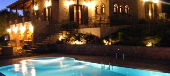 3 غرف نوم عقار تجاري في Zakynthos, Greece رقم 695 10