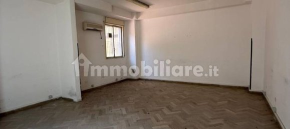 5-salle Propriété commerciale à Palermo, Italy No. 287384 12